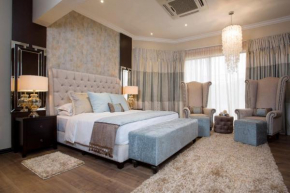 Luxurious Premier One Bedroom Suite